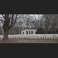 IMG_6059_Berlin_War_Cemetery.jpg