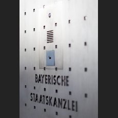 IMG_1079_Bayerische_Staatskanzlei.jpg