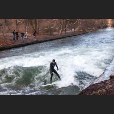 IMG_1095_Eisbachwelle.jpg