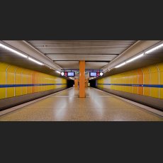 IMG_2096_U_Bahnhof_Holzapfelkreuth.jpg